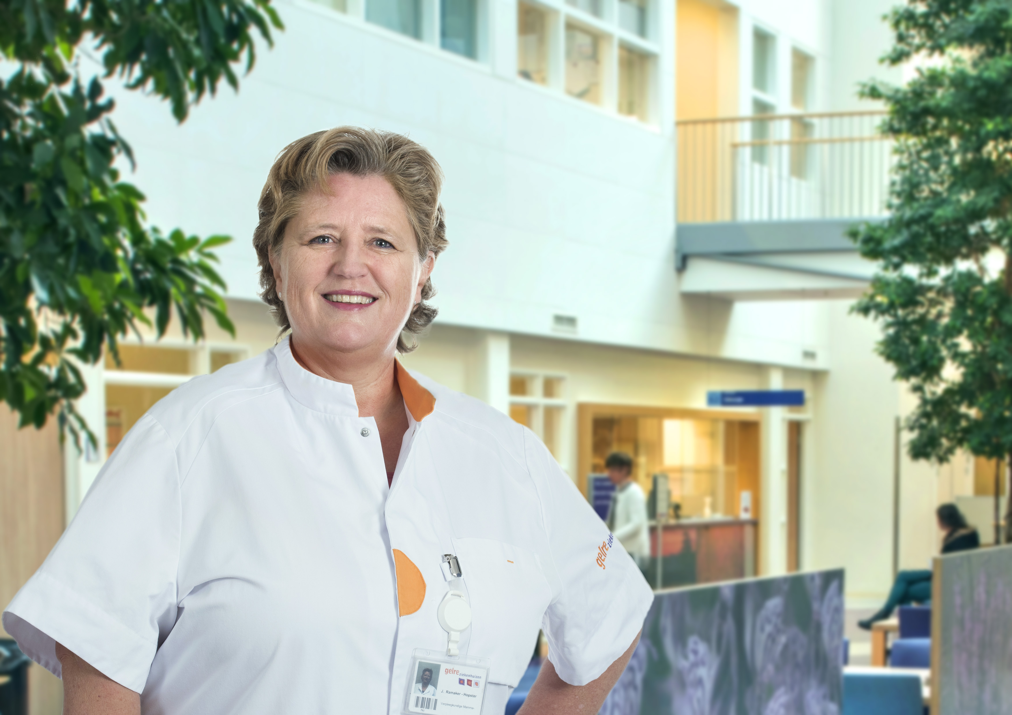 Mammacare verpleegkundige Jeannet Ramaker in het ziekenhuis